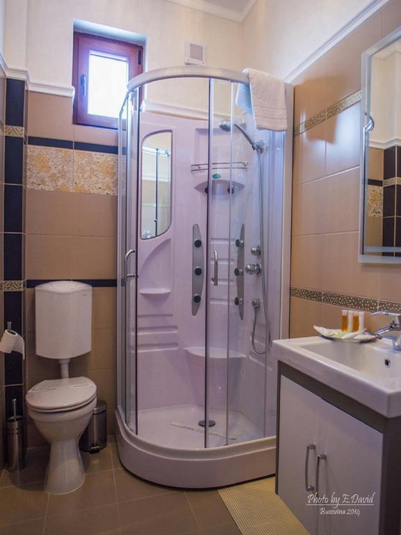 Hotel Galany Radauti Luaran gambar