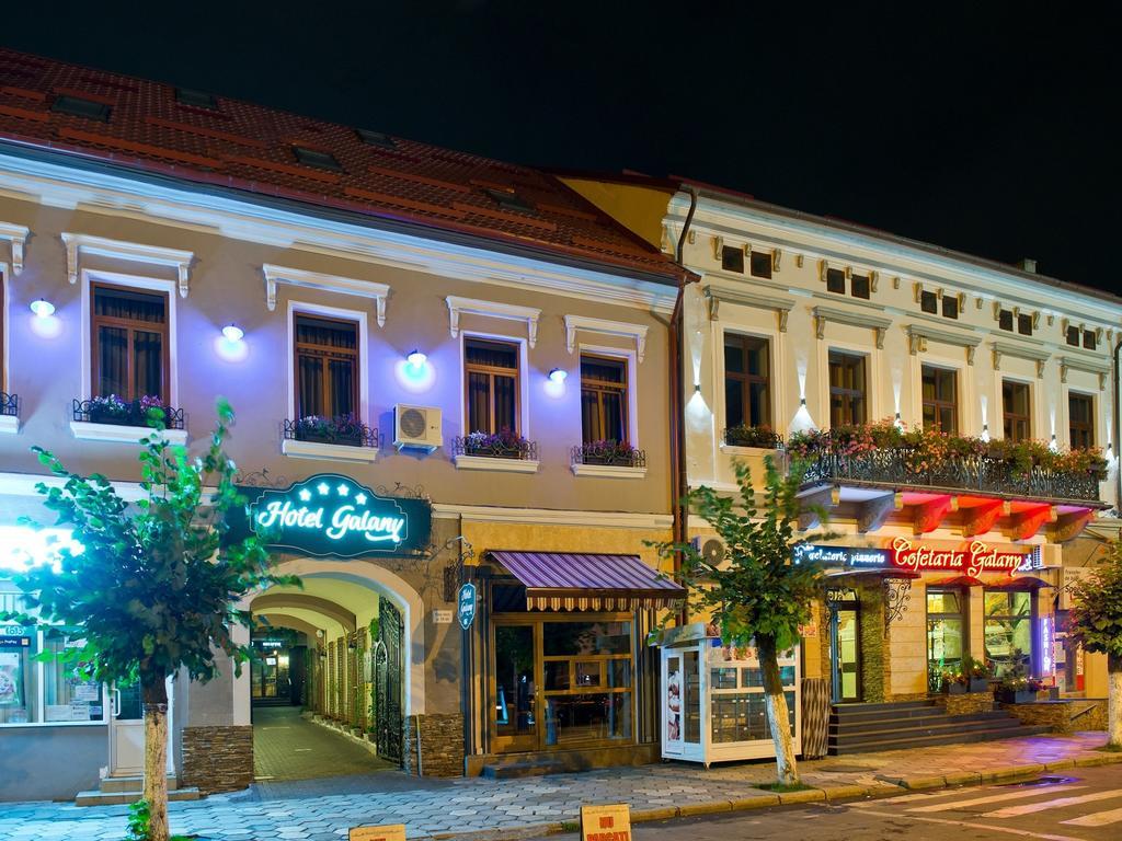 Hotel Galany Radauti Luaran gambar