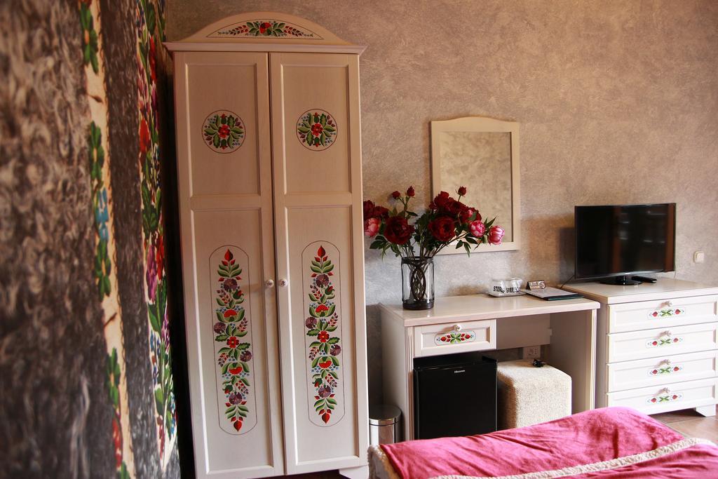 Hotel Galany Radauti Luaran gambar